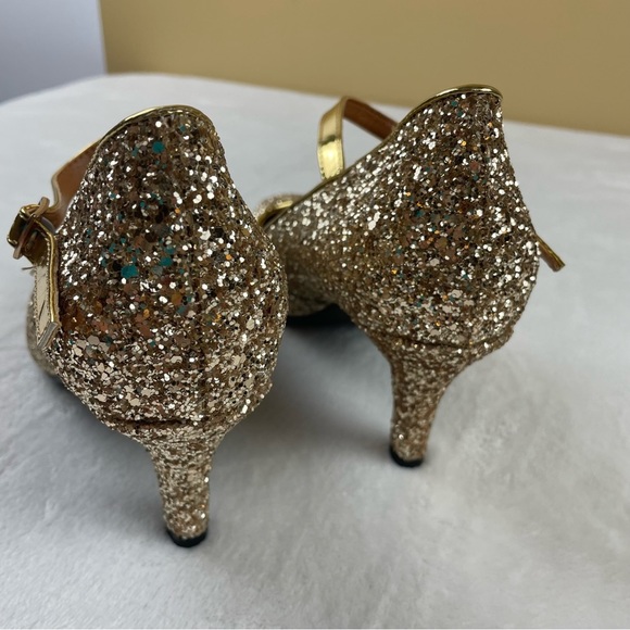 ❤️❤️New in Box - Sparkly Gold Kitten Heel Mary Jane Pumps, Adjustable Buckle - Picture 8 of 11